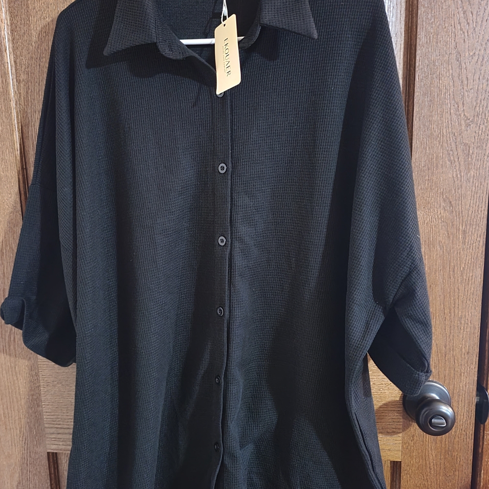 Men's Black Casual Button Down Shirt by Van Heusen